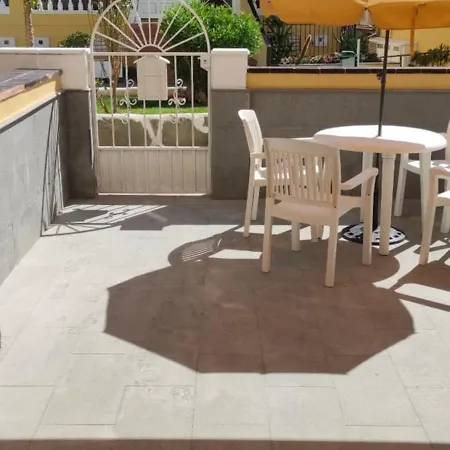 Tenerife Sur Cristianos,parking,air,wifi Appartement